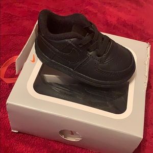 Black nike Air Force 1